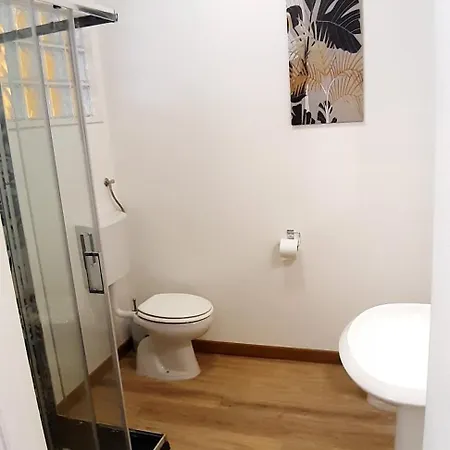 Homestay Casa Ribes Rooms, L'angolo Tranquillo Alle Porte Della Citta *