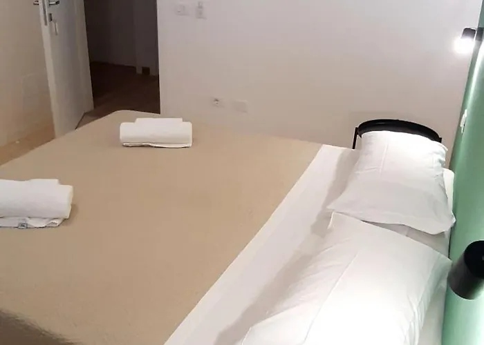 Homestay Casa Ribes Rooms, L'angolo Tranquillo Alle Porte Della Citta Olbia